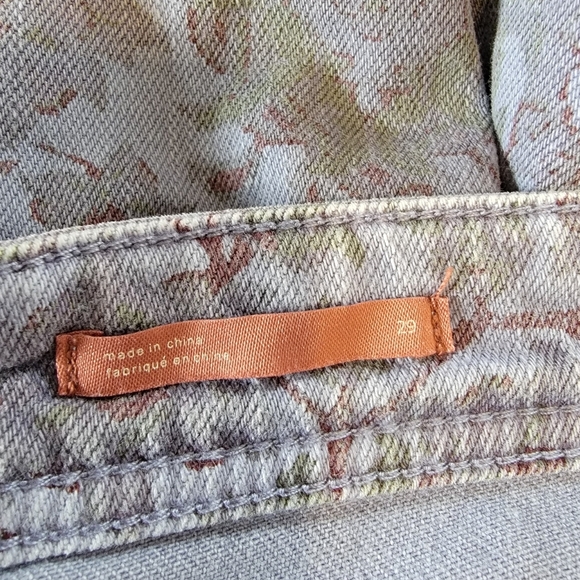 PILCRO Light Blue All Over Print Floral Straight Leg Slim Boyfriend Jeans Sz 29 - Picture 9 of 16